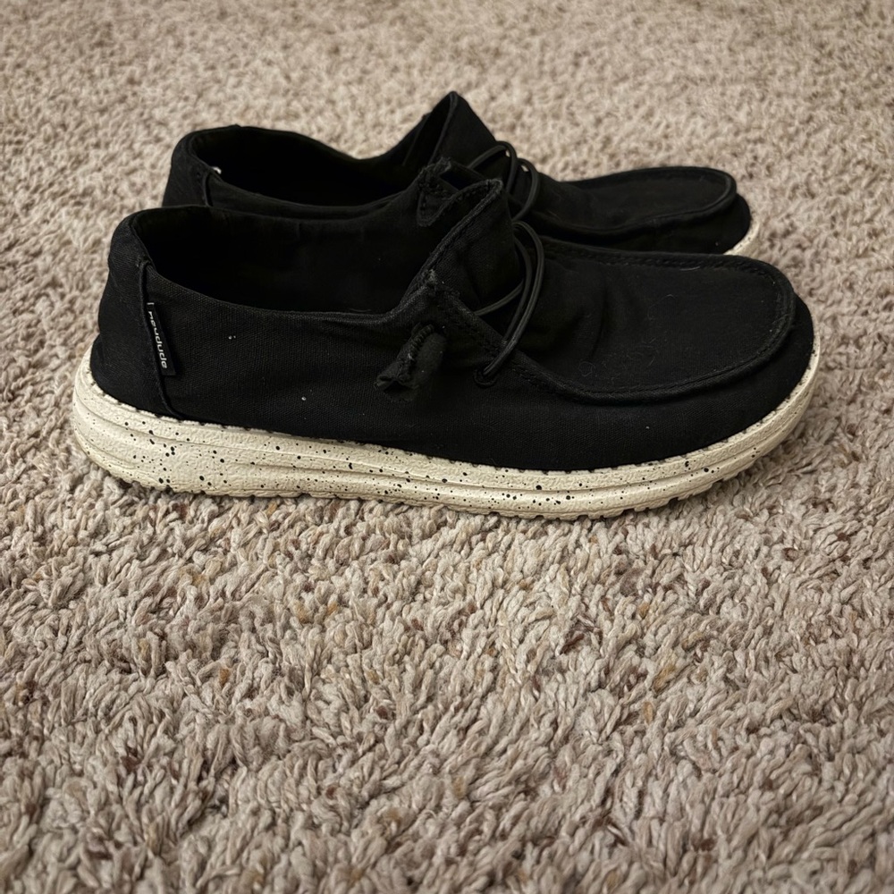 Wendy L Hey Dude Women’s Black Slip-On Loafers - Picture 4 of 7